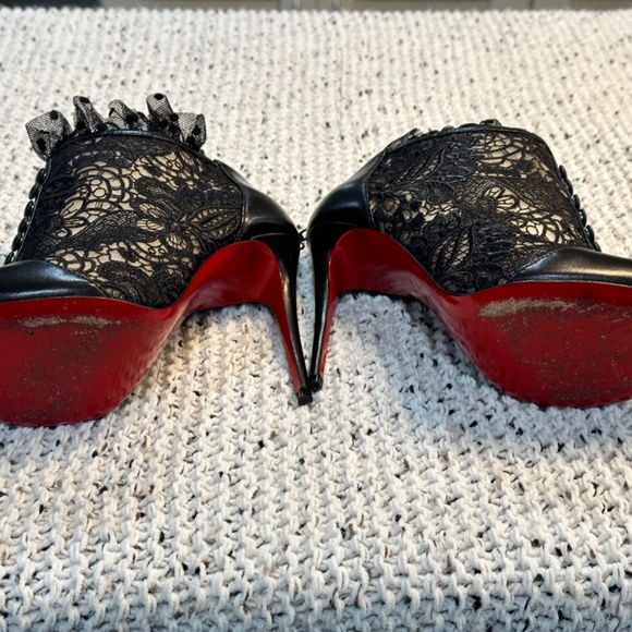 Christian Louboutin Henrietta Lace Peep Toe - Picture 5 of 5